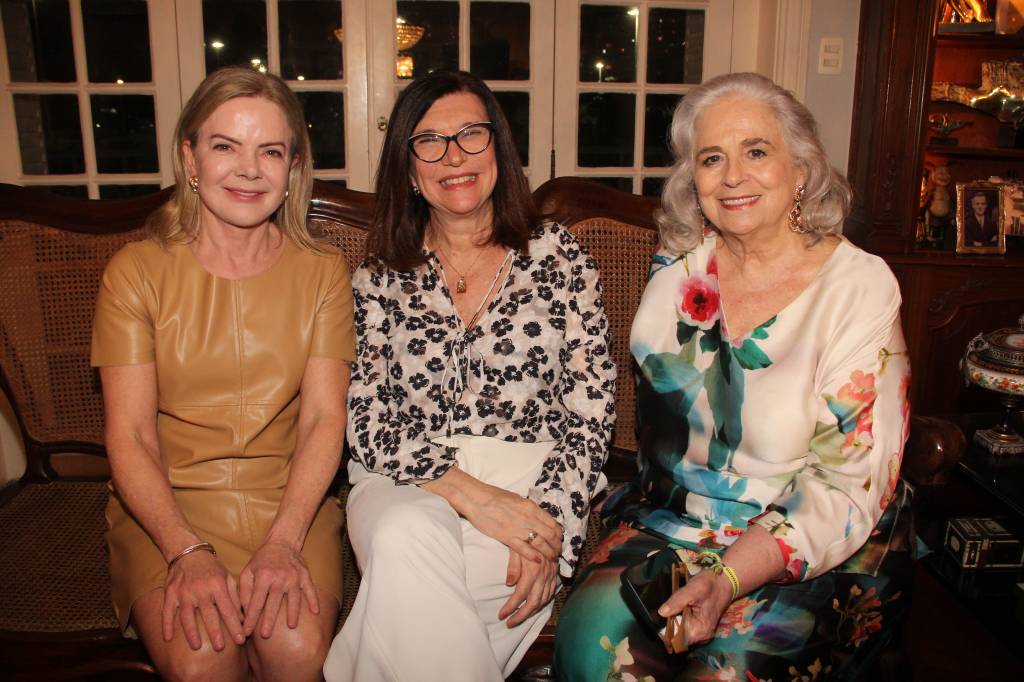 Hildegard Angel: jantar para nomes da indústria. Veja fotos!