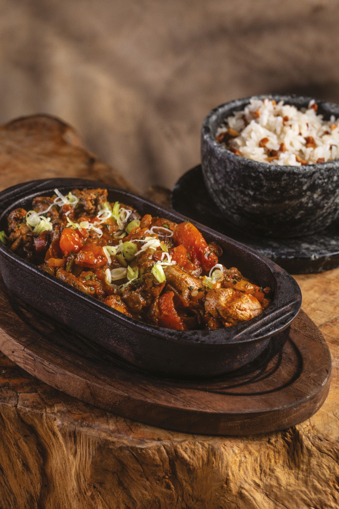 Guisado de Cogumelos na brasa_Restaurante Marine – divulgação.jpeg Marine: guisado de cogumelos no forno de brasa