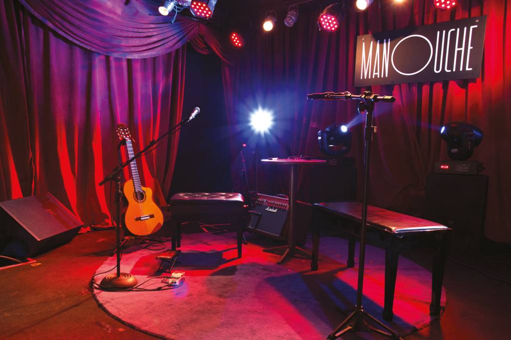 Nuvem cigana toma conta do Manouche após três meses de obras