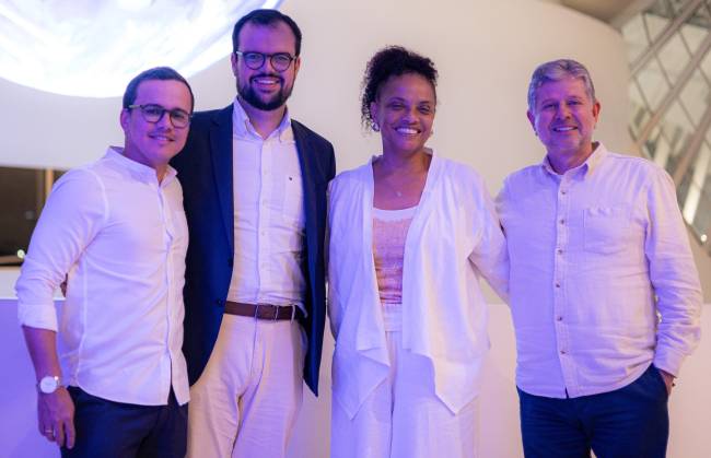 Cristiano Vasconcelos, diretor executivo do Museu do Amanhã; Lucas Padilha, secretário municipal de Cultura; a jornlista Flávia Oliveira e Ricardo Piquet, diretor do Instituto de Desenvolvimento e Gestão (IDG)