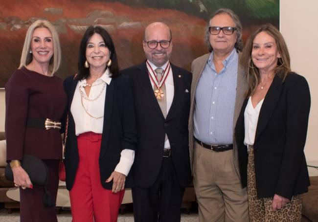 Isabela e Luiz Felipe Francisco com Tereza Aczel, Zé Ronado Müller e Gabriela Penache