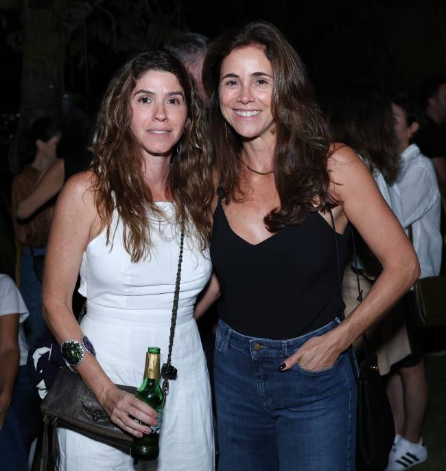 Exposição “Auto-Acusação” Julia Paiva e Juliana Ourivio