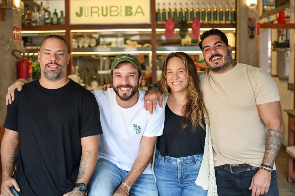 Jurubeba – Yan Thompson, Elia Schramm, Bebel Mascarenhas e Fabrício Chagas- Crédito Bossa Furiosa Jurubeba – Yan Thompson, Elia Schramm, Bebel Mascarenhas e Fabrício Chagas- Crédito Bossa Furiosa