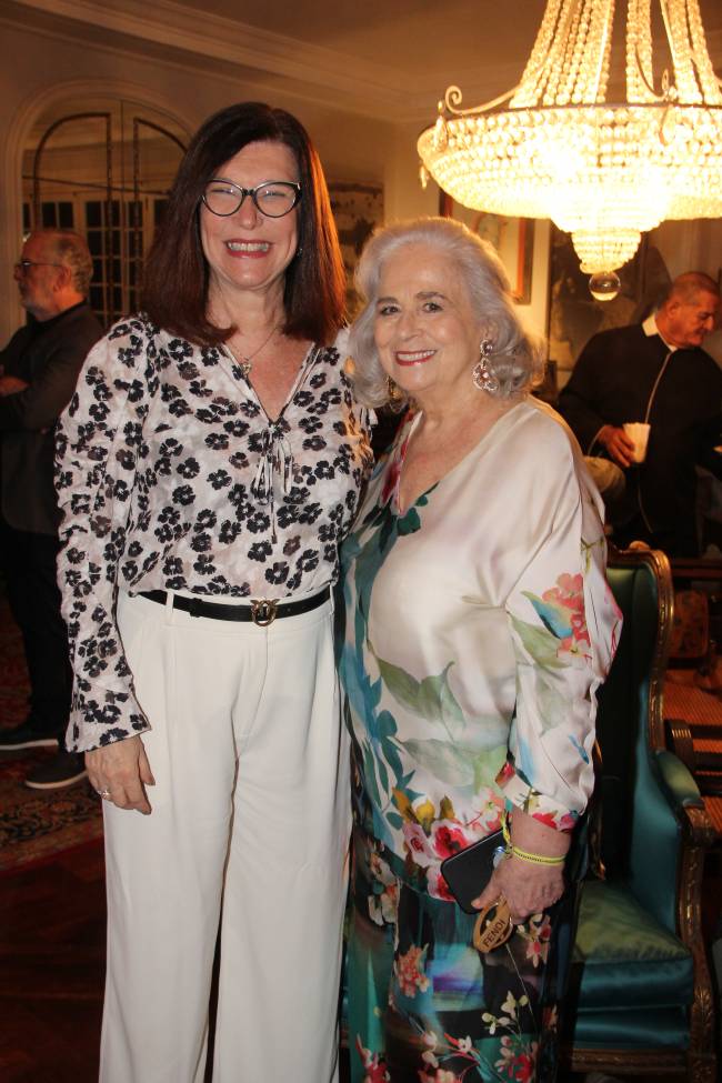 Magda Chambriard e Hildegard Angel (1)