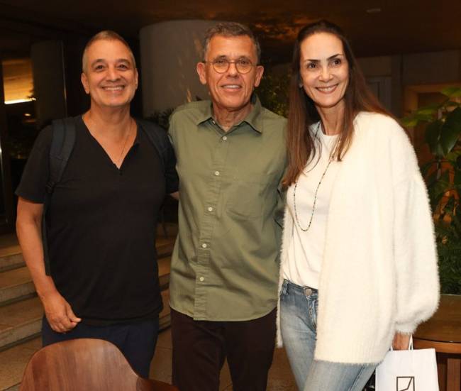 Ronaldo Simoes, Nilton e Carolina Olinto