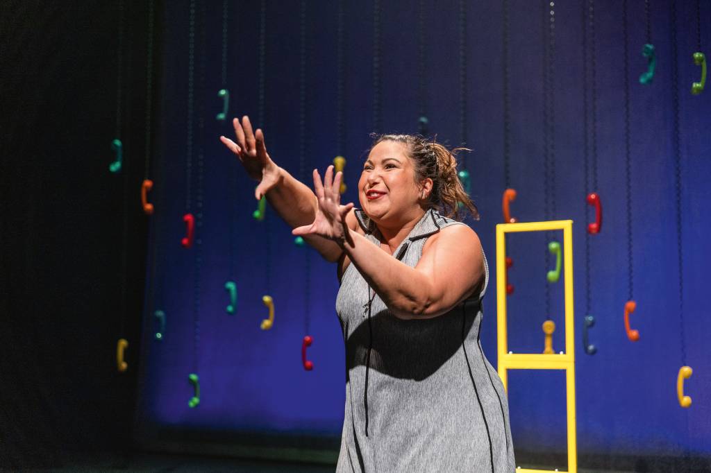 Peças de Mariana Xavier, George Sauma e Silvero Pereira reestreiam no Rio