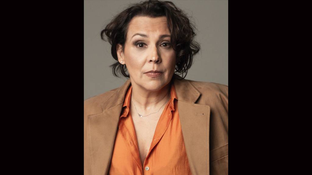 Ana Beatriz Nogueira: volta de peça depois de 15 anos e “otras cositas” 