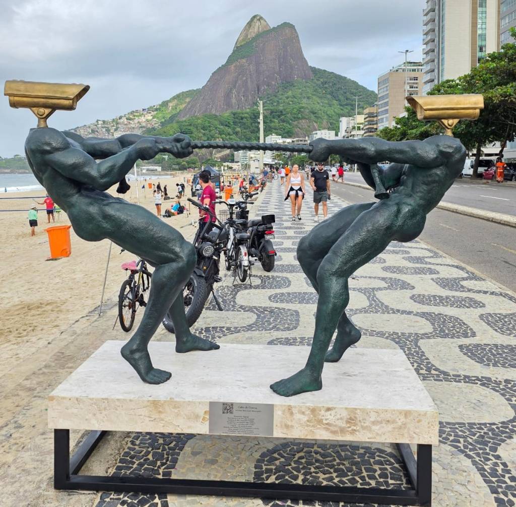 “Primórdios digitais” já nas ruas: reflexões sobre o real e o digital