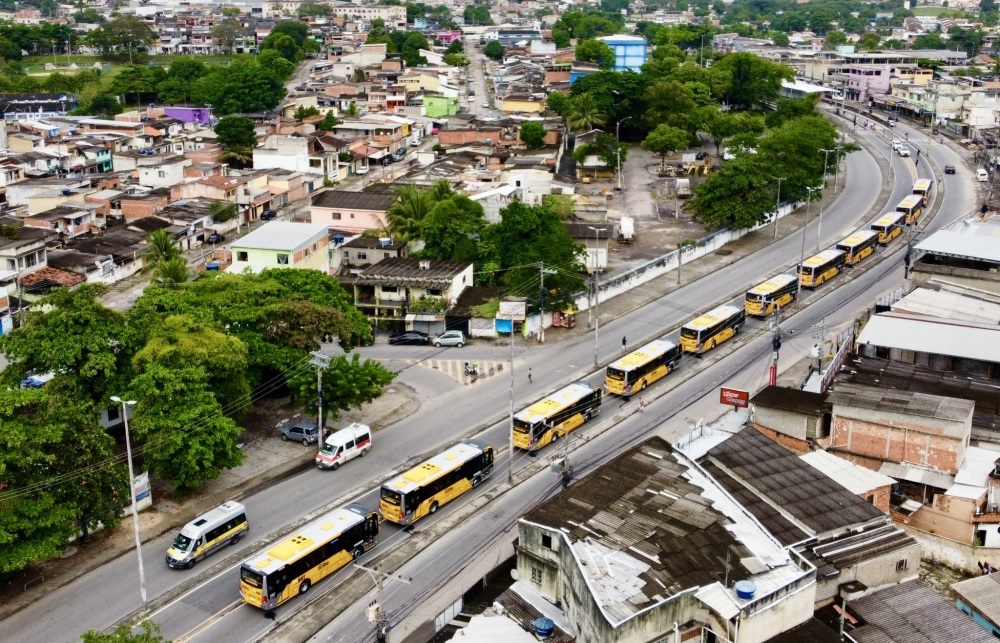 Avenida Cesario de Melo, uma das principais vias da Zona Oeste