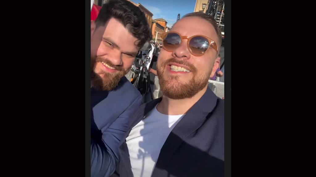 Carioca Luis Alberto Torres em Roma: “Pode bater leque e crer em Deus”