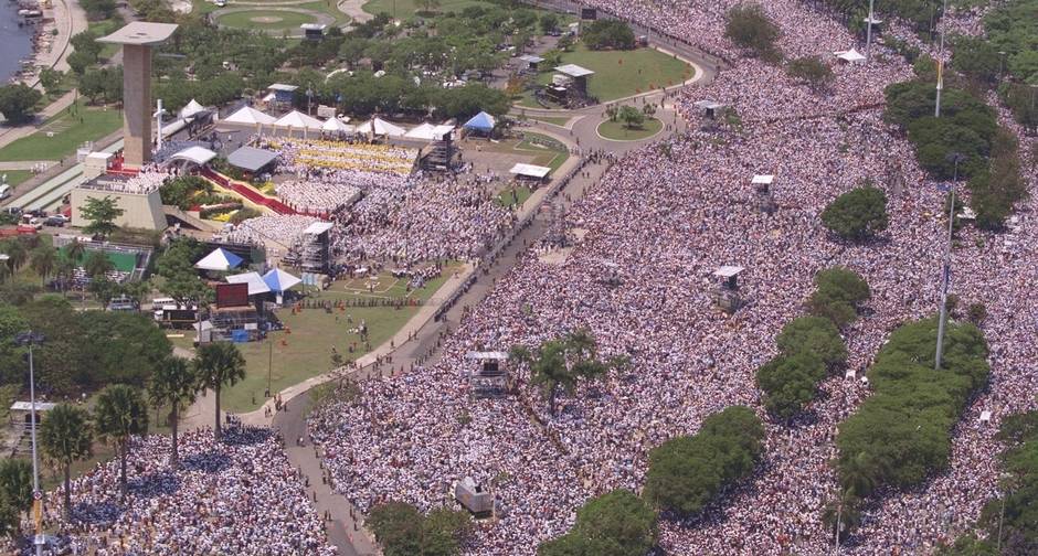 papa-5-10-1997-ATERRO-Marcelo-Carnaval-agglobo papa-5-10-1997-ATERRO-Marcelo-Carnaval-agglobo