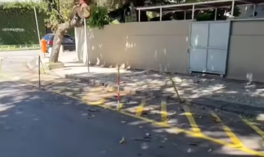 Moradores da Barra denunciam condomínio que tentou “privatizar” rua