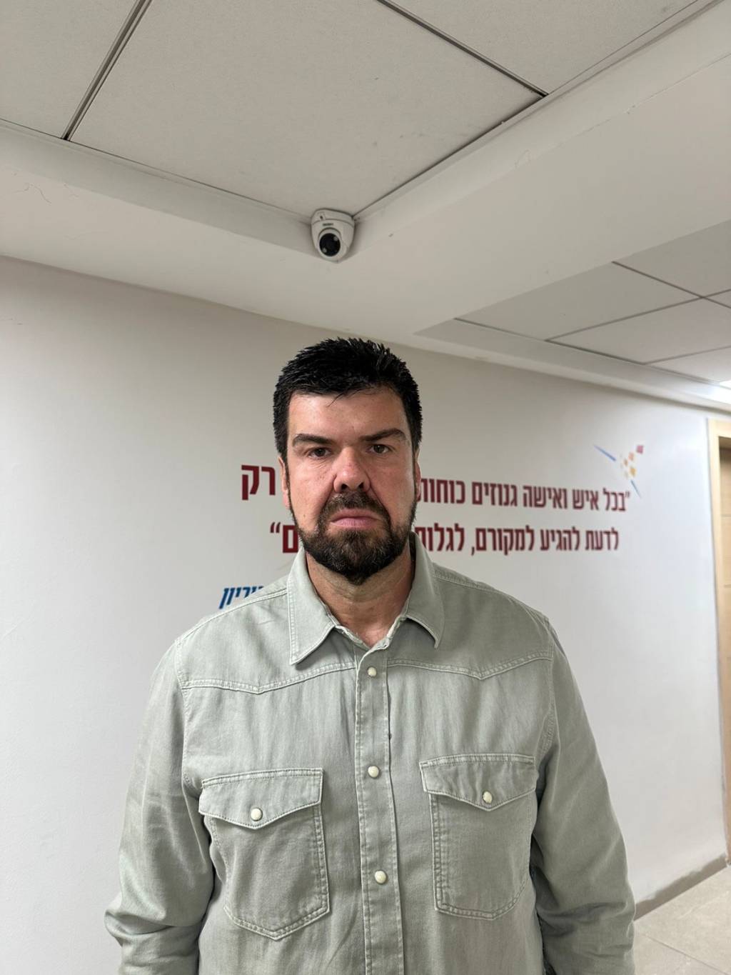 Em Israel, prefeito de Macaé vive momentos de tensão e relata ataques