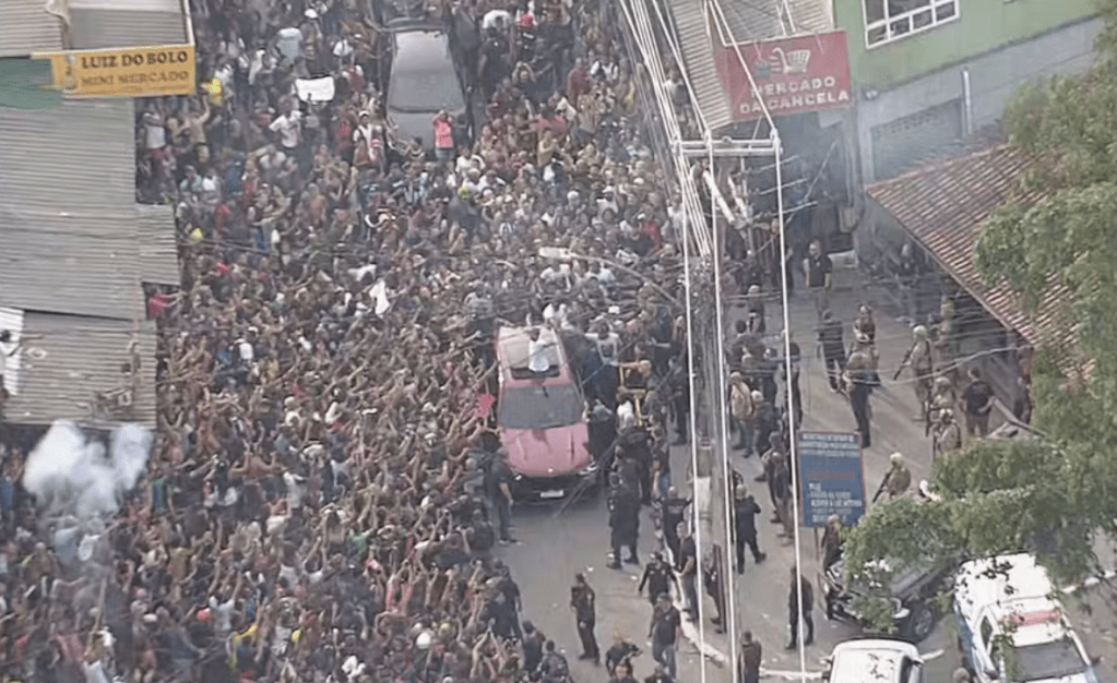 Clipe de MC Poze do Rodo bate 1 milhão de visualizações em 11 horas