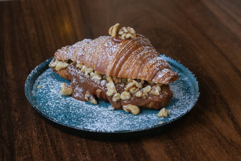 Croissant doce de leite da Padelli Foto de divulgação Eduardo Duarte.JPG Croissant da Padelli