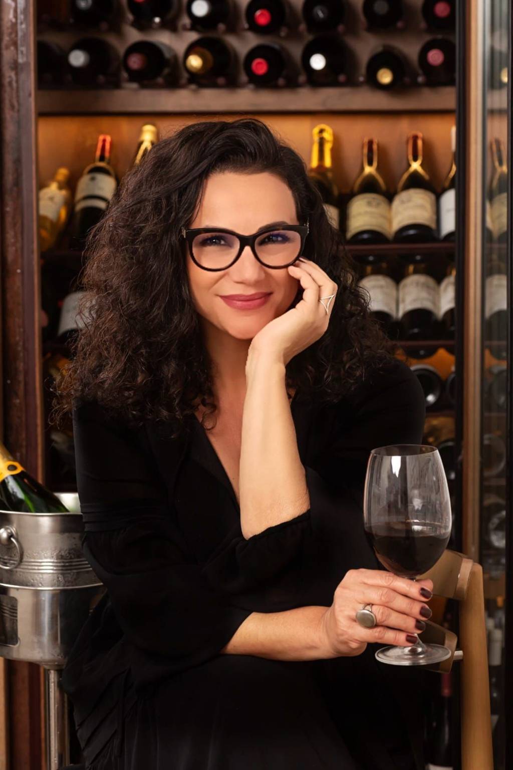 Elaine de Oliveira A sommelière Elaine Oliveira