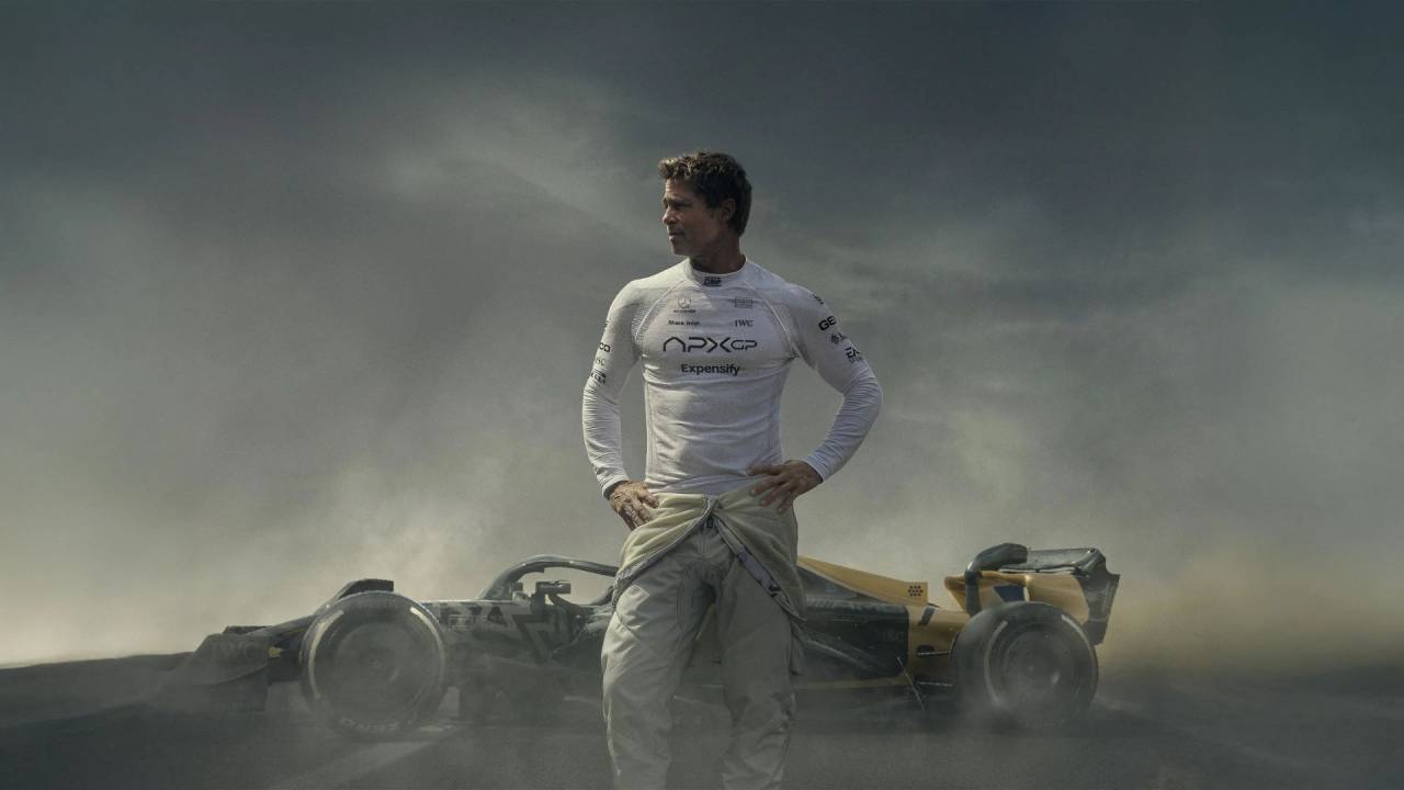 Em ritmo acelerado: Brad Pitt encarna piloto aposentado em F1: O Filme.