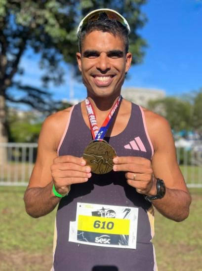 Miguel Morone, bicampeão geral amador dos 42k na Maratona do Rio