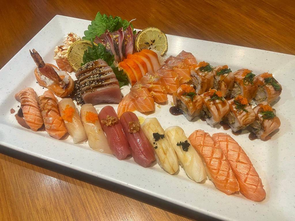 peixoto sushi Peixoto: combinados especiais com entrada e sobremesa, e vouchers de presentes