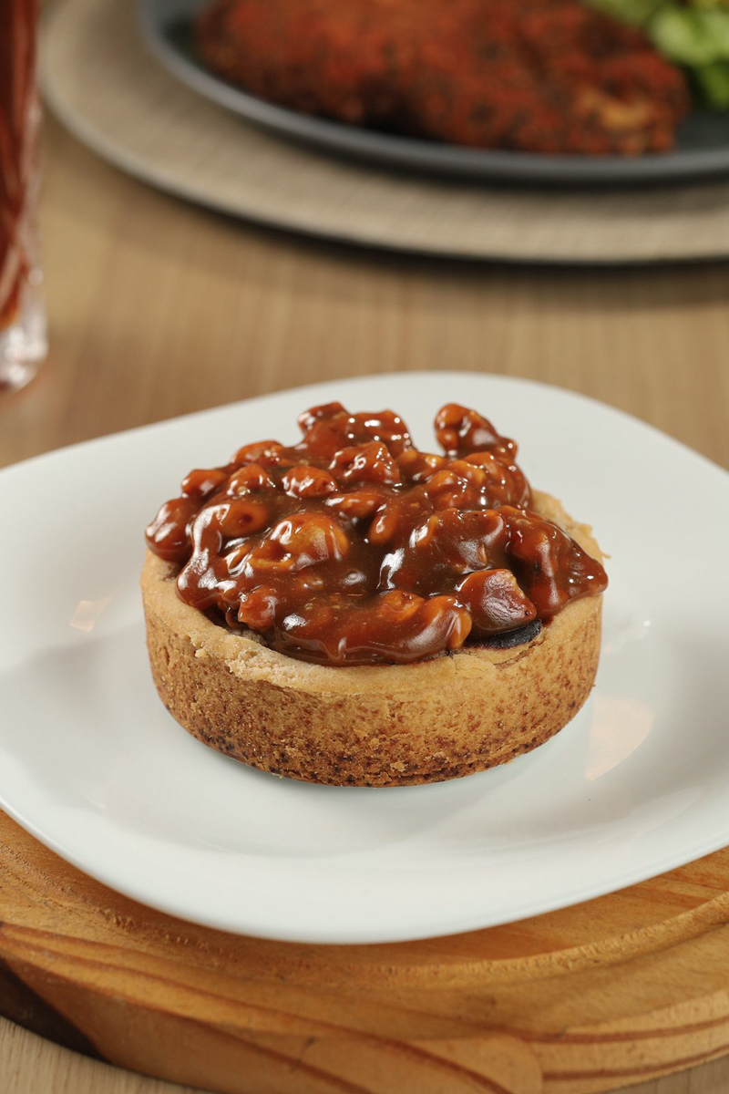 Root Cheesecake de caramelo com flor de sal e crocante de amendoim