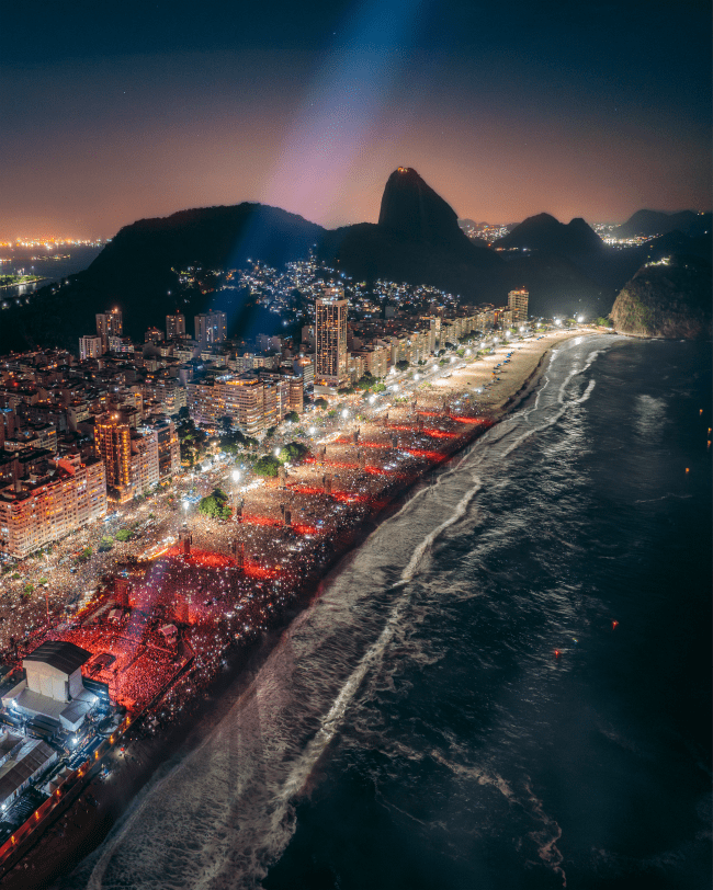 Além dos já conhecidos Sunsets, que unem o clima litorâneo e muita música boa na beira da praia, neste ano a marca patrocina grandes eventos, como a Maratona do Rio e o Festival Doce Maravilha.