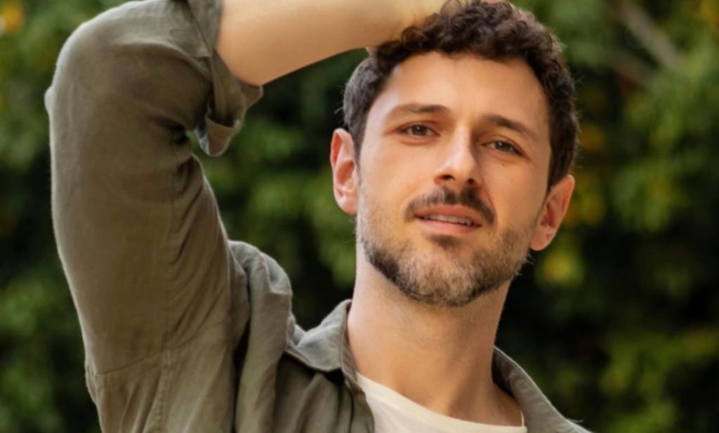 Escalação de ator que interpreta filho de Odete Roitman recebe críticas