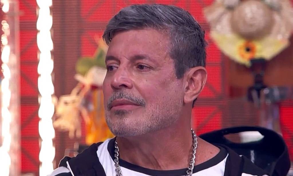 Por quê a Globo escondeu o filho mais velho de Alexandre Frota?