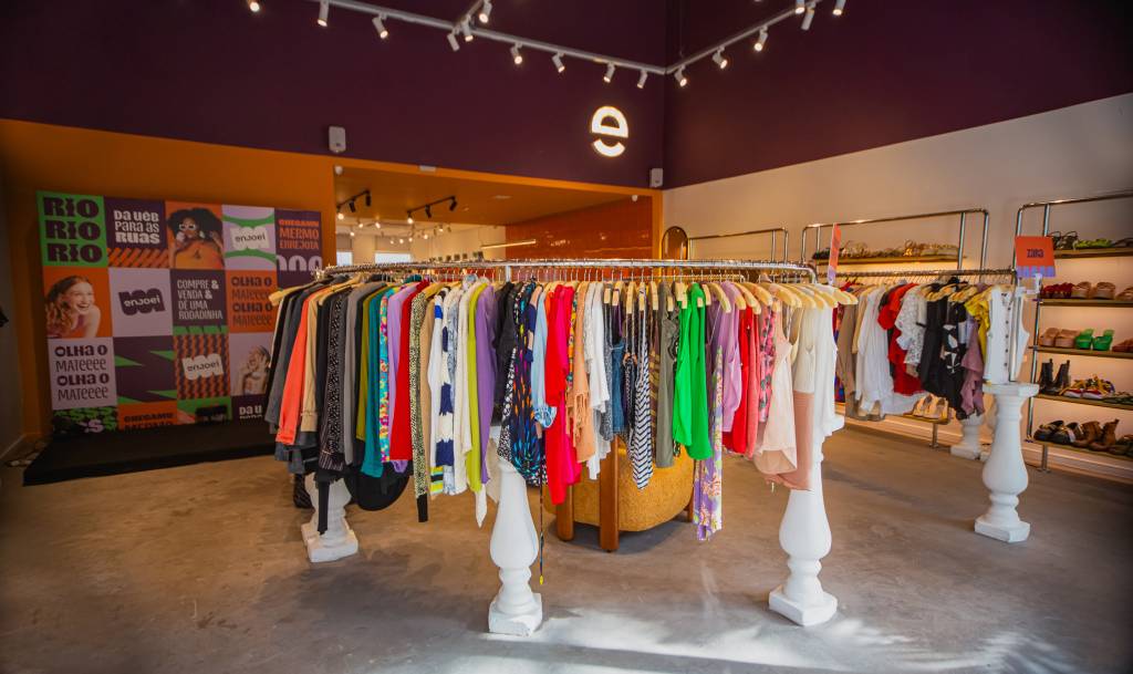 Como funciona a primeira loja física do Enjoei no Rio, aberta no Downtown