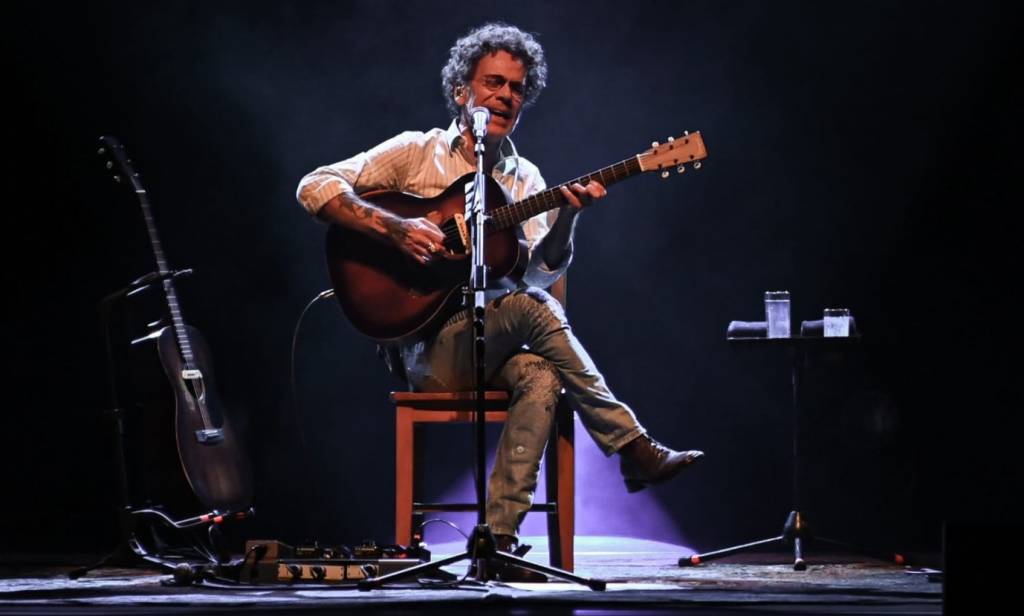 Nando Reis relembra música que Roberto Carlos o proibiu de gravar