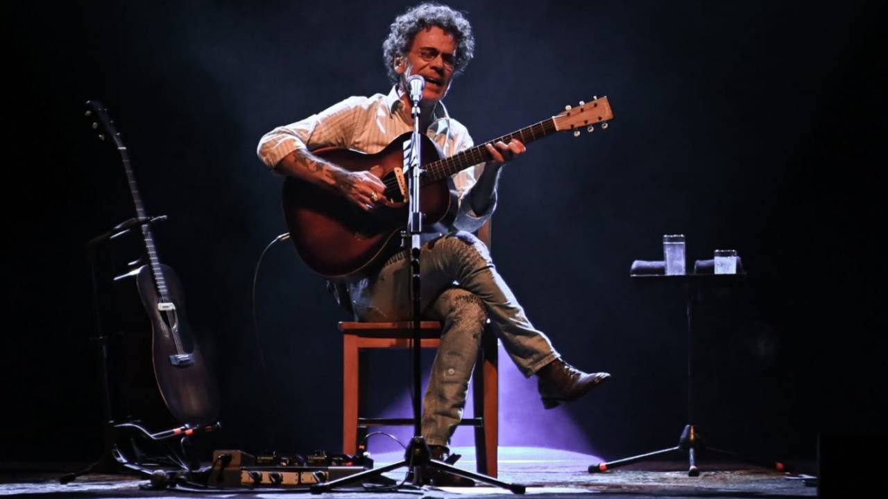 Nando Reis conta qual música Roberto Carlos o proibiu de gravar