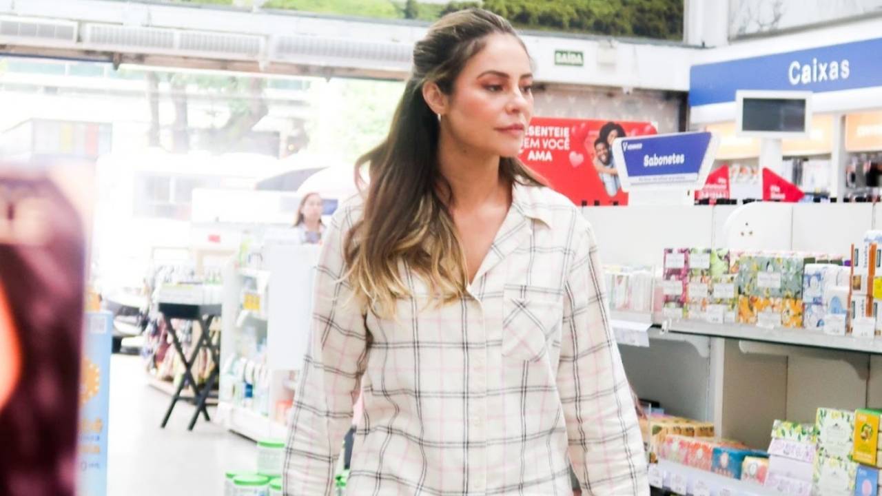 Por quê Paolla Oliveira foi de pijama para a farmácia