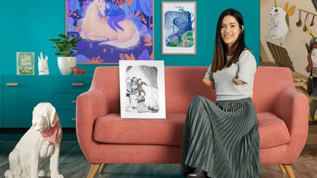 Valentina Toro lança livro na Bienal do Livro