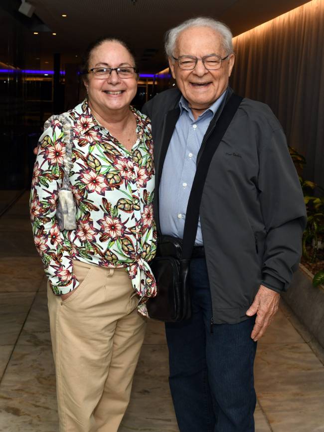 DSC_1155 Claudia Chaves e Othon Bastos - Leitura - 2 OU 3 COISAS QUE EU SEI DELAS - JULHO 2025 - CG