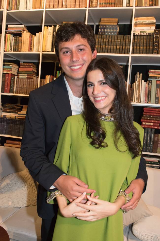 Gabriel Gurgel e Maria Eduarda Castro Neves