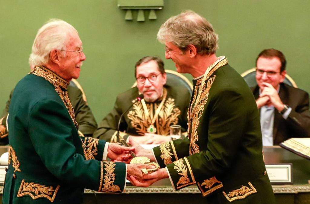 A pedidos, discurso de posse de José Roberto de Castro Neves na ABL