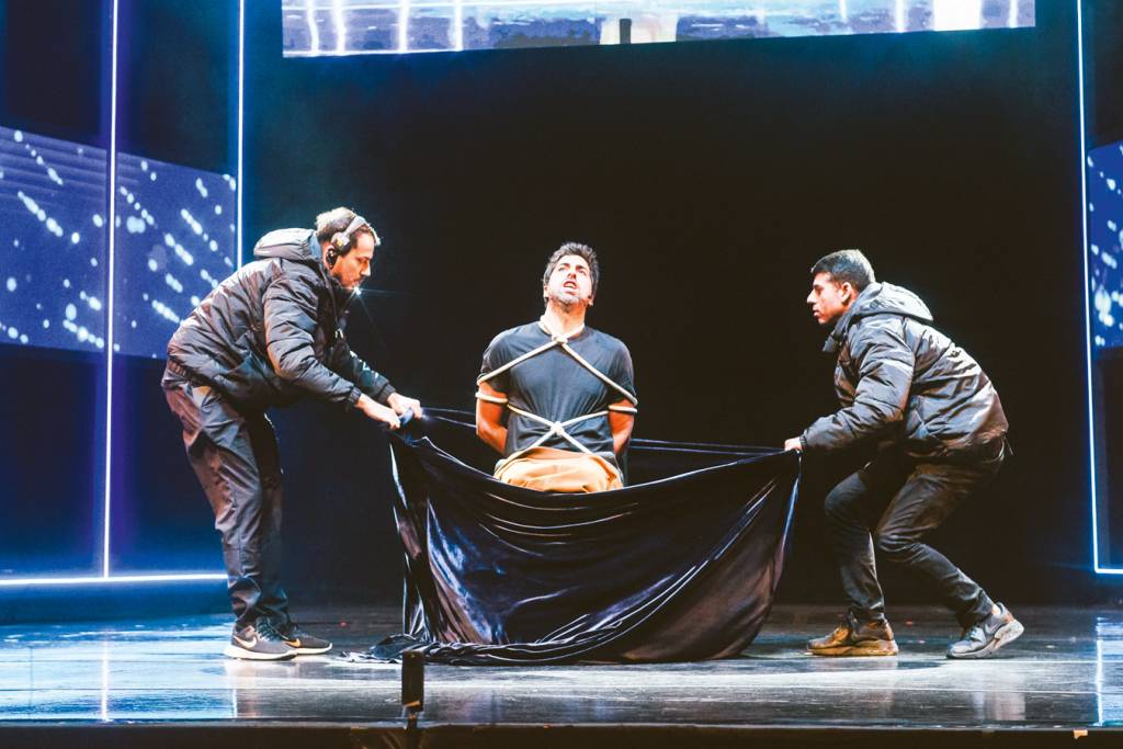 Gabriel Louchard traz ao Rio novo espetáculo internacional de mágica