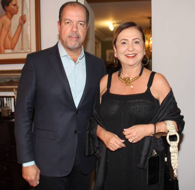 Moises Gomes e Katia Abreu