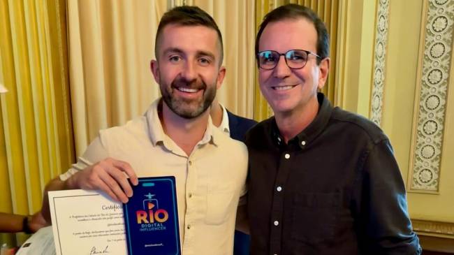 Honraria carioca: o influenciador Nick Whincup foi reconhecido com o selo Rio Digital Influencer 2025.