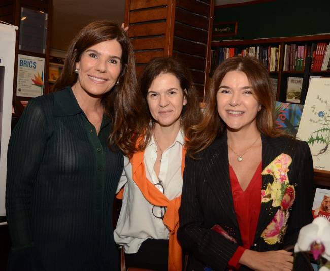 Simone Lahorgue Nunes com asd irmãs Ana de Laet e Cristiana Franco