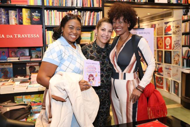 Thalita Rebouças com Analuz e Isabel Fillardis