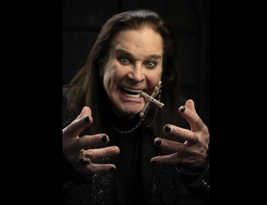 Padre mineiro cita Ozzy Osbourne nas intenções em missa e viraliza