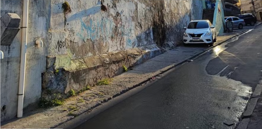 Caindo aos pedaços, casa onde nasceu Machado de Assis será restaurada