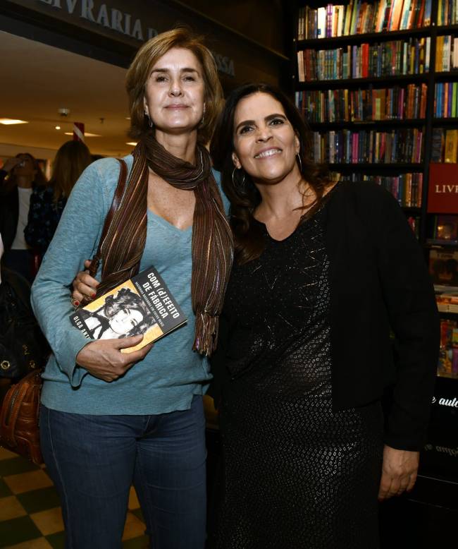 _DSC3801 Celina Solberg e Olga Antunes Maciel - LIvro - OLGA ANTUNES MACIEL - AGO 2025 - CG