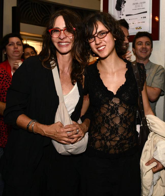 _DSC6905 - Zazá Piereck e sua filha Flora Camolese GRUPO GALPÃO - AGO 2025 - CG.