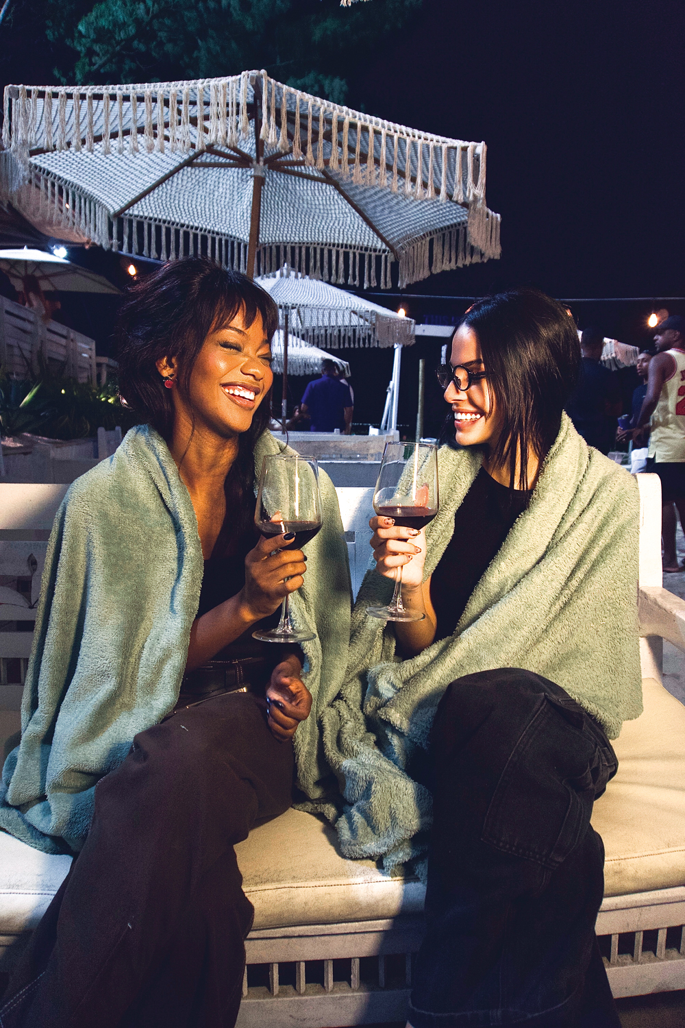 Quiosques distribuem mantas