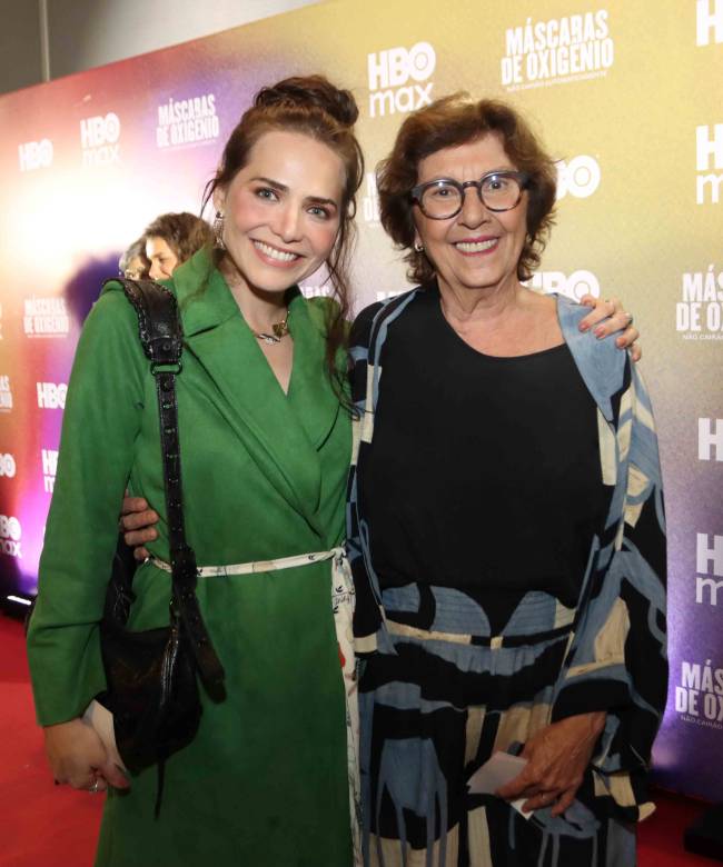 Letícia Colin e Mariza Leão