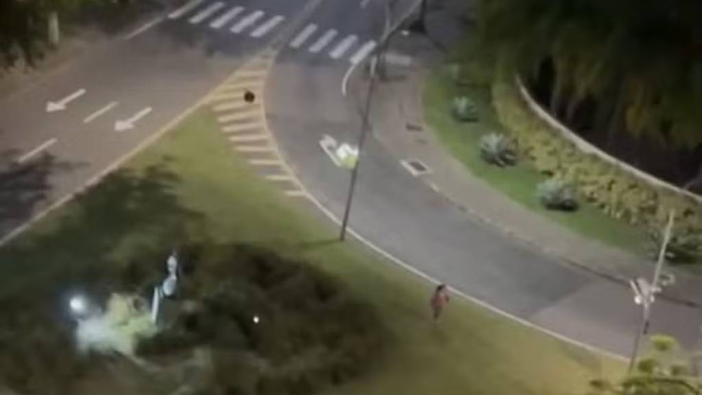 Moradores de condomínio de luxo na Barra vão protestar após assalto