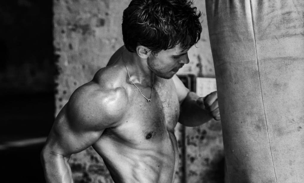 Qual bumbum serviu de inspiração para Austin Butler em seu novo filme