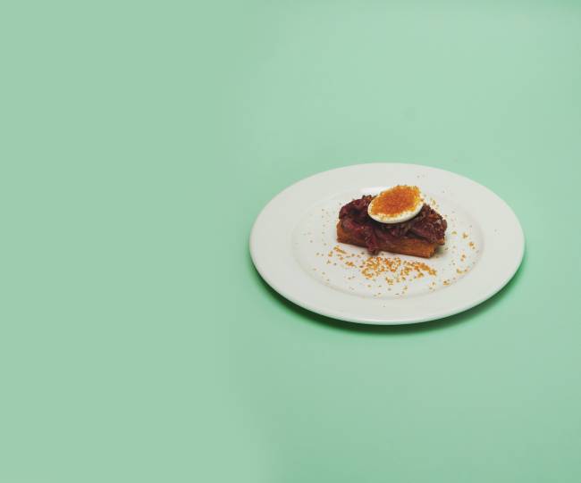 Cedilha reabre na beira do mar do Leblon