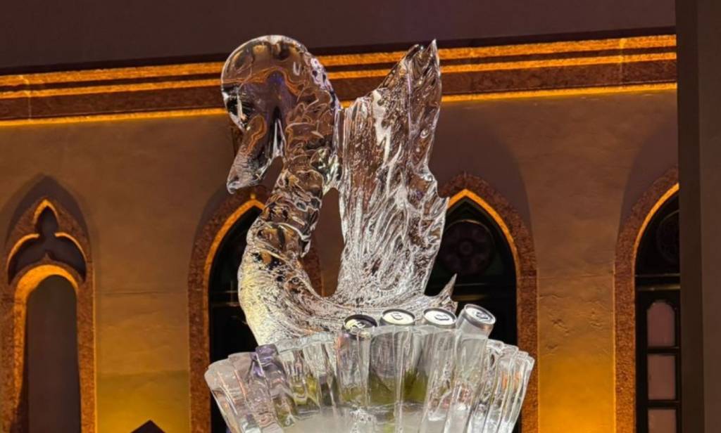 “Cisnes com mounjaro” viram assunto na festa de Bruna Marquezine